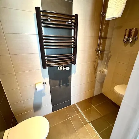 Skol L'original Hotel 3*