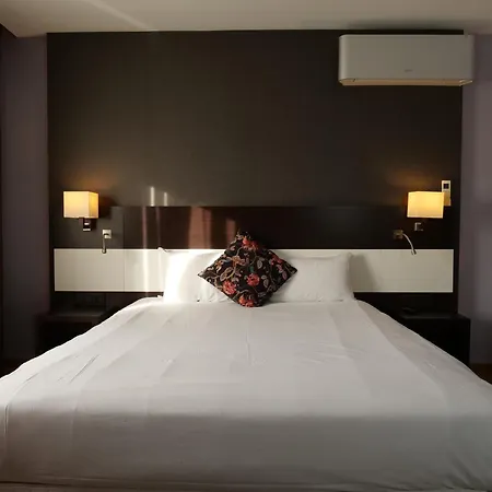 Hotel Skol L'original Strassen