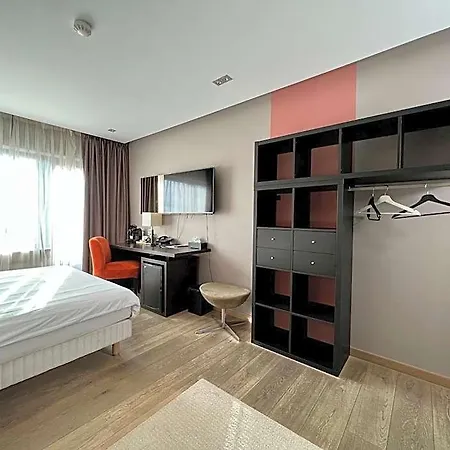 Skol L'original Hotel 3*