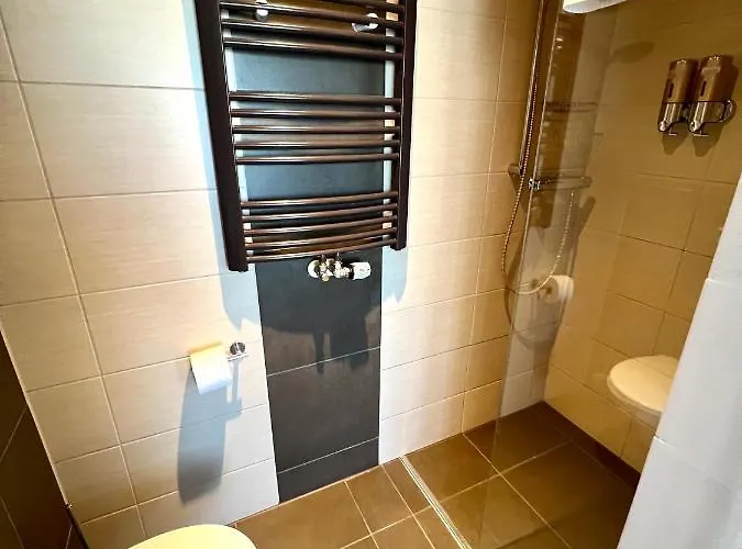 Skol L'original Hotel 3*