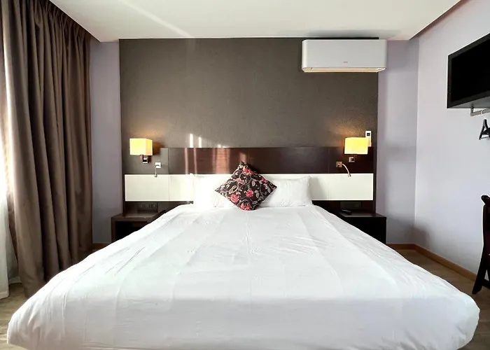 Hotel Skol L'original Strassen