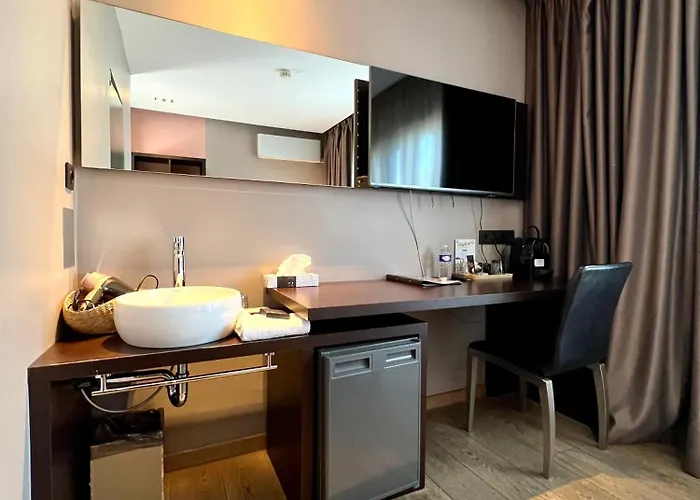 Skol L'original Hotel 3*